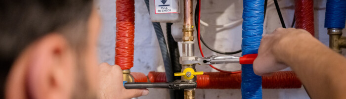 Installation d'une chaudière par un chauffagiste de chez Heat me